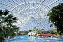 Holiday feelings with a polycarbonate canopy enclosure from Exolon Group  